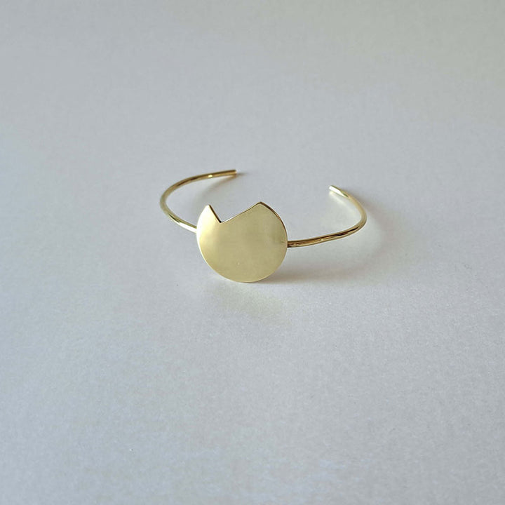 A shot focused on the stylish Bold Balance bracelet by Bold Lines Jewellery, displayed on a white background.